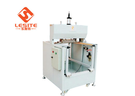 220V कार्ड कवर प्यूमेटिक प्रेसिंग मशीन एयर सिलेंडर संचालित