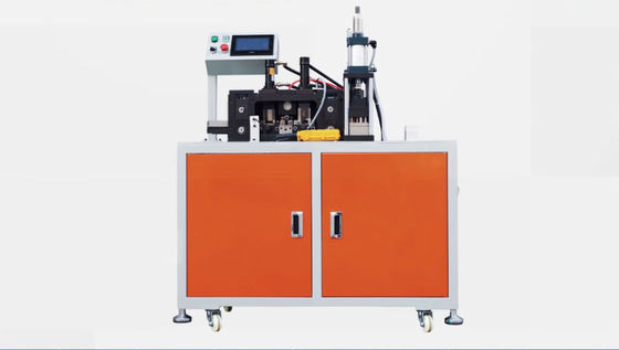 380V माइक्रो कंप्यूटर नियंत्रण एल्यूमीनियम प्रोफाइल फ्रेम कोने कटर